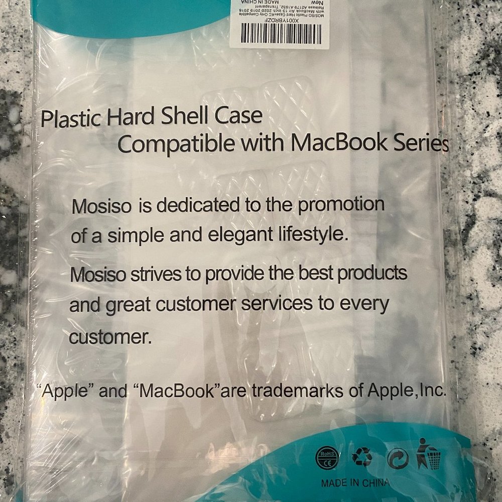 MacBook Hard Case with Keyboard Covers - CLEAR/TRANSPARANT